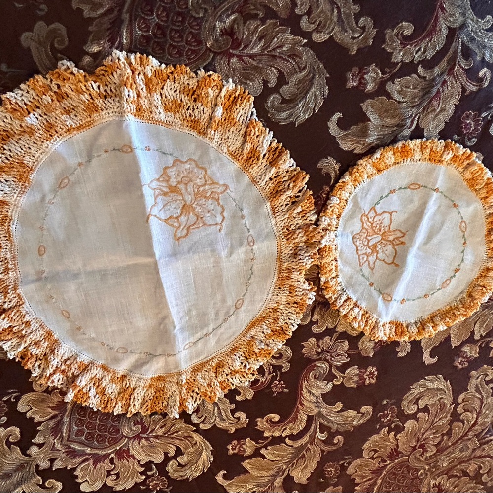 Vintage Orange &‎ White Crochet Circle Doilies 2PC Set